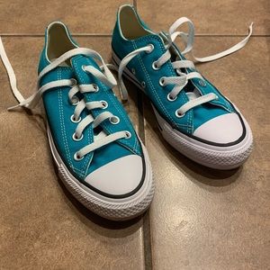 Converse Women’s Sneakers